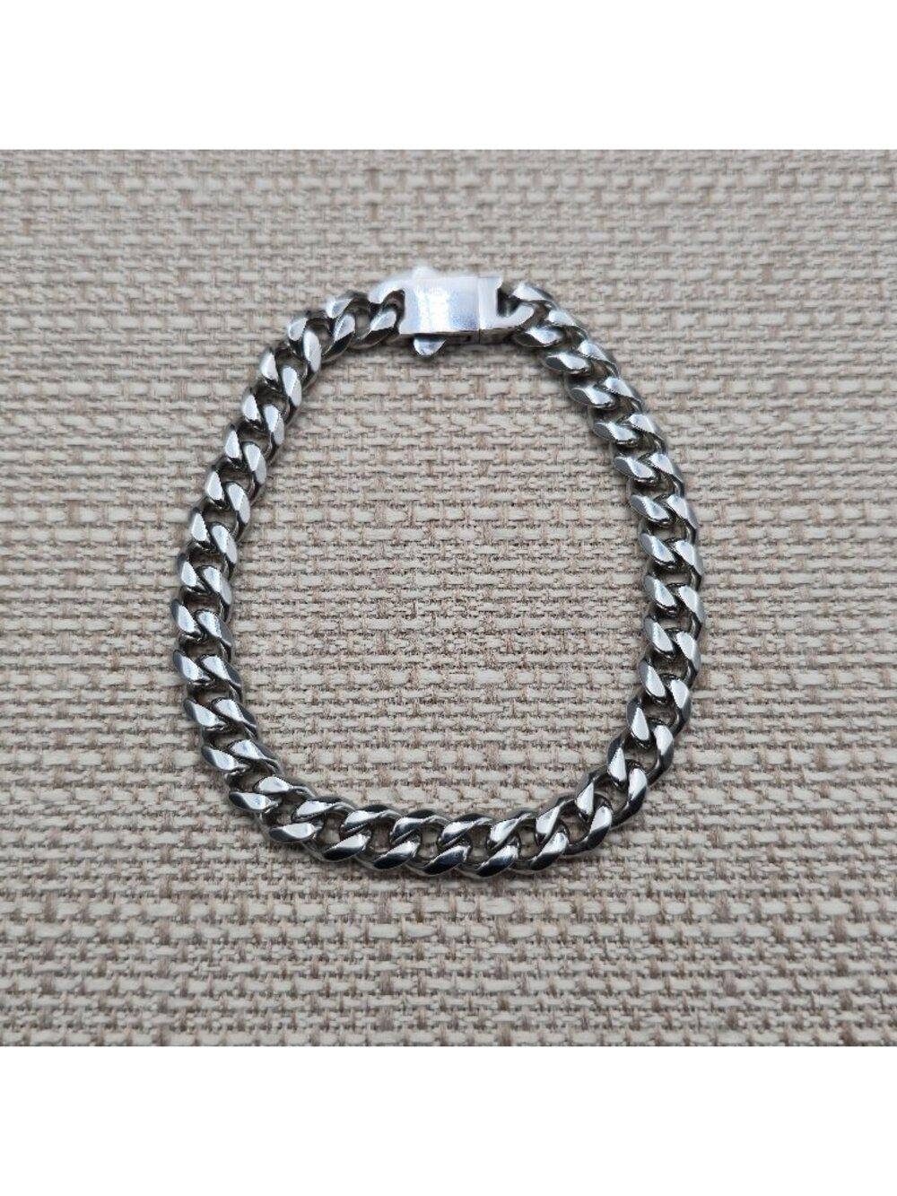 7 Inch Stainless Steel Cuban Link Chain Bracelet, Chunky Curb Link A8205